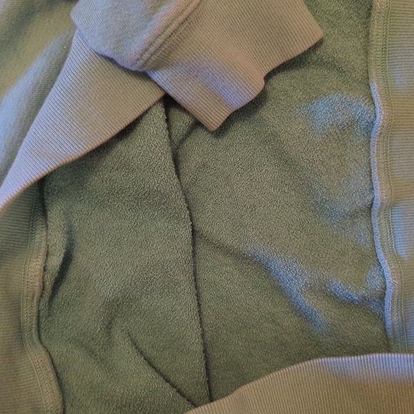 Unisex Peloton Aqua Logo Pullover Sweatshirt New - Picture 11 of 11